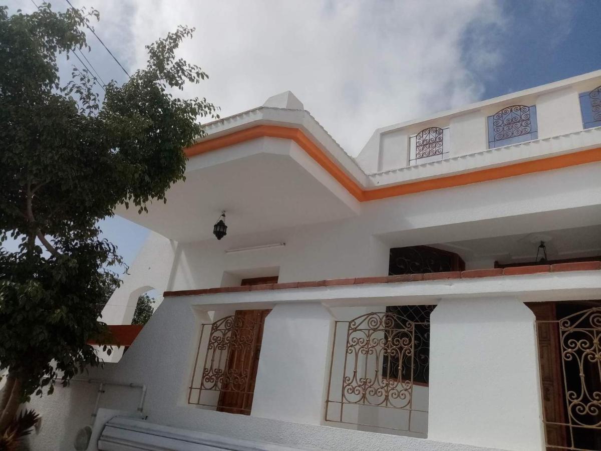 Villa luxueuse meublée Gobernación de Gobernación de Sfax Exterior foto